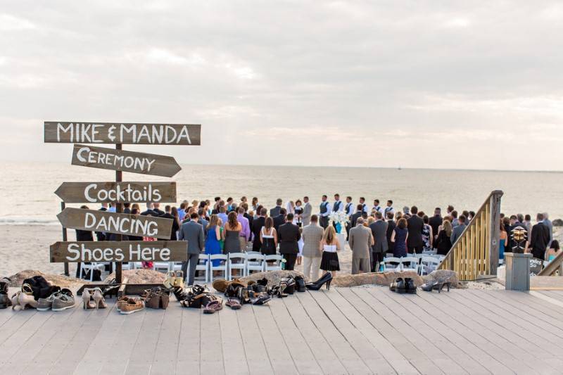 Amanda & Mikey - Romantically Rustic  — photo 7