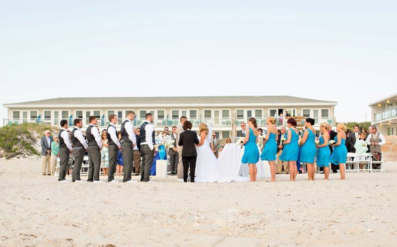 Amanda & Mikey - Romantically Rustic  — photo 8