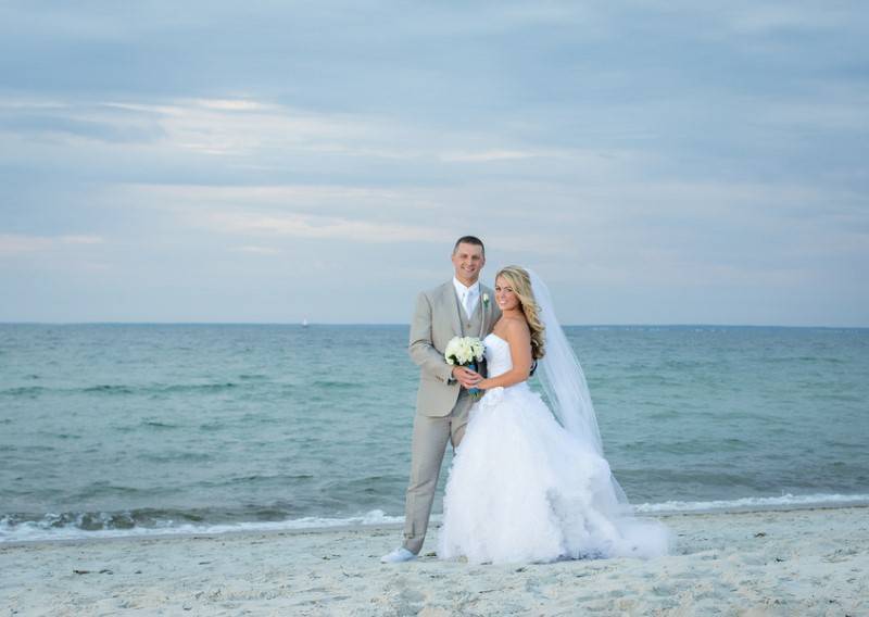 Amanda & Mikey - Romantically Rustic  — photo 29