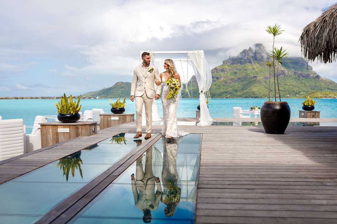 Bold and Breathtaking Bora Bora Elopement — photo 8