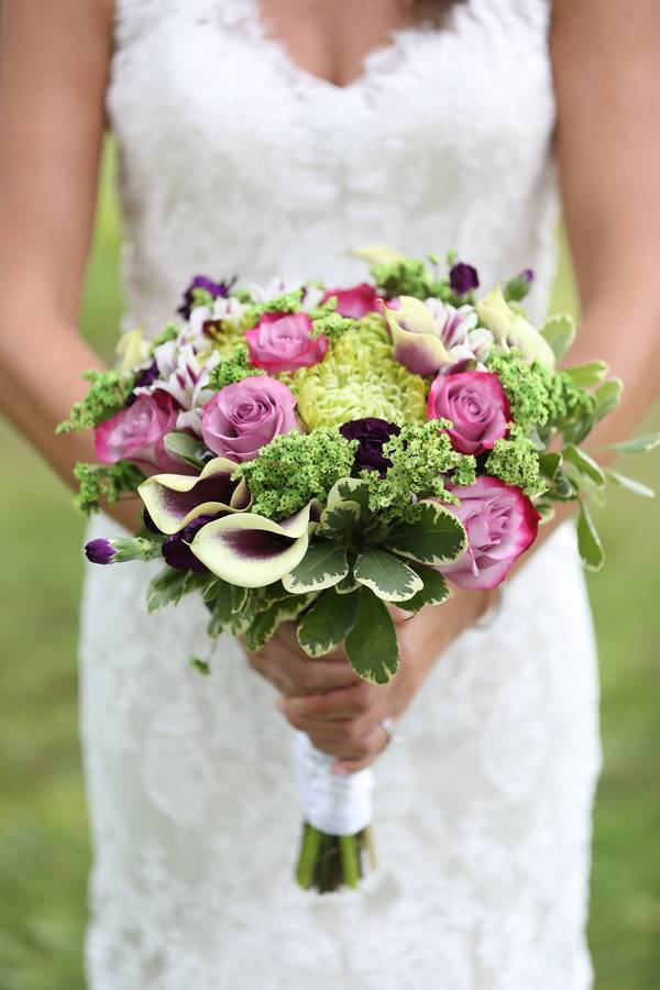 Classy And Casual Beach Wedding — photo 11