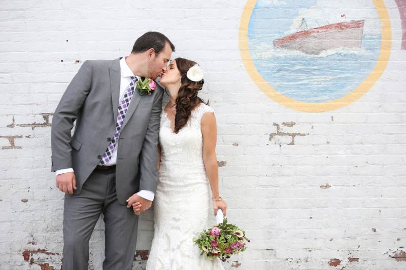 Classy And Casual Beach Wedding — photo 1