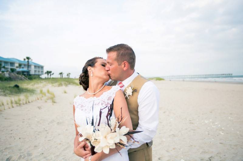 Nicole & Daniel - Simple Romantics  — photo 19